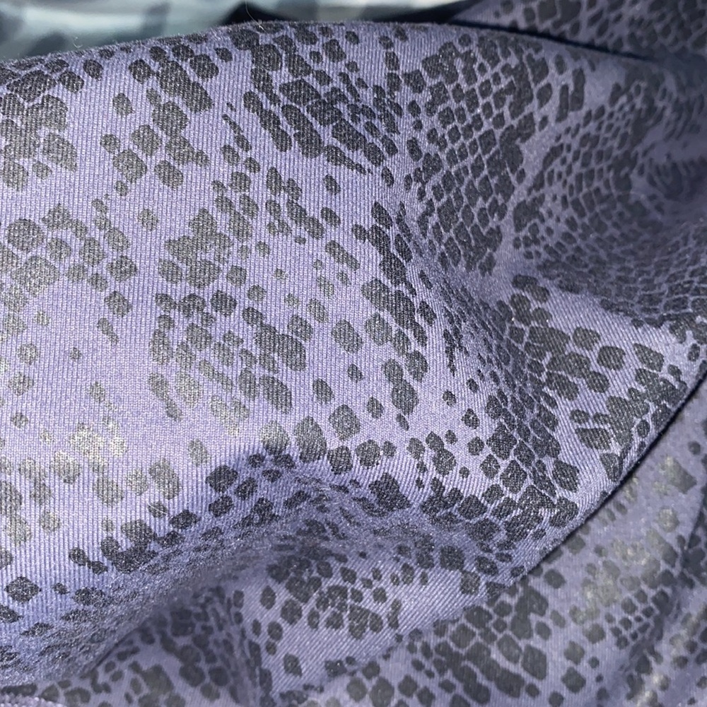 Fabletic LEGGINGS!! - Picture 3 of 3